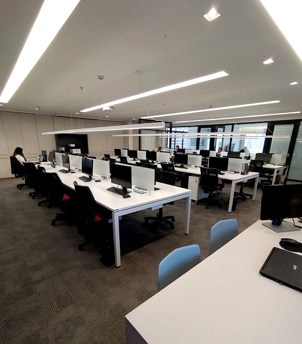 sala-bs-design-beto-studart-mittu-bank